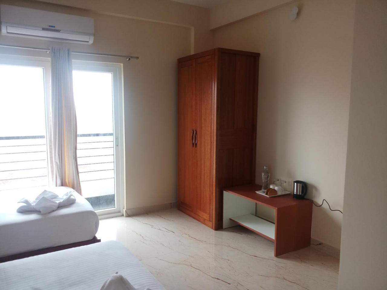 Apartamento Lali Petals Madikeri Exterior foto