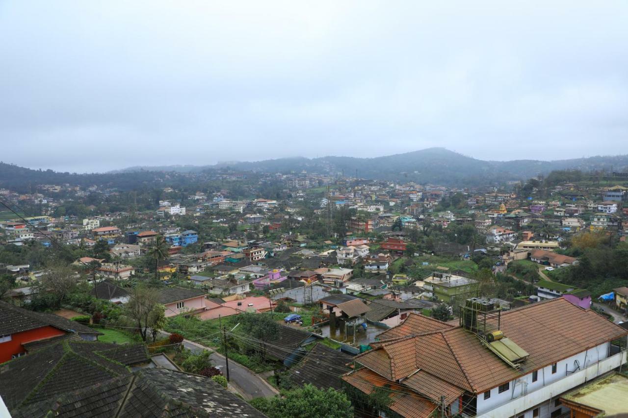 Apartamento Lali Petals Madikeri Exterior foto